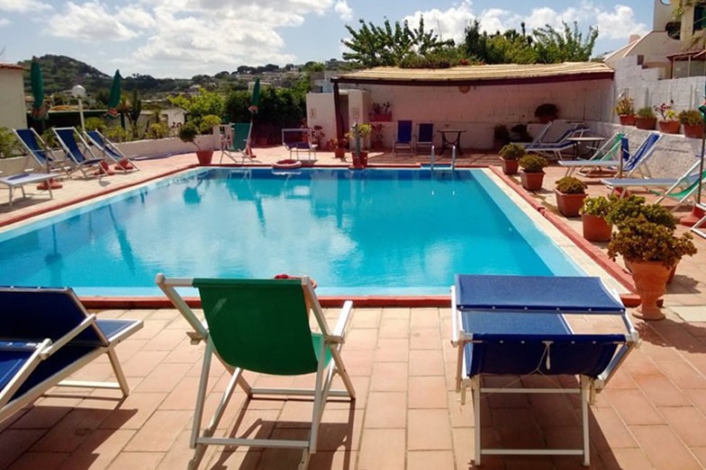Hotel 2 Stelle Ischia - IschiaLike.com